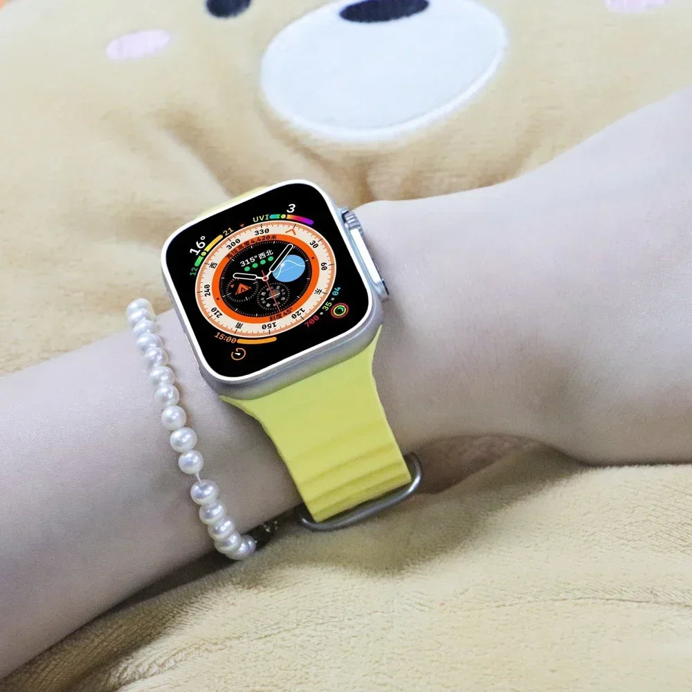 Silicone Strap For watch band 44mm 40mm 49mm 45mm 41mm 38mm accessorie correa bracelet iWatch Ultra 2 series 7 6 5 se 8 9